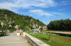 El paseo fluvial de Rijeka Crnojevica