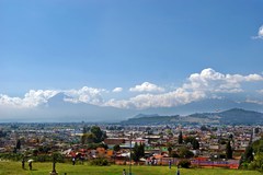 Vista de los volcanes Popocatépetl e Iztaccíhuatl