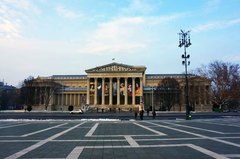 Palacio de Bellas Artes, Budapest