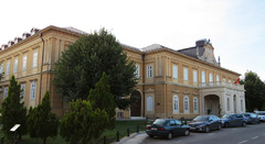 La antigua Vladim Dom (Parlamento) y actual Museo Nacional