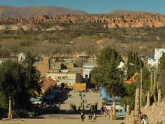 El pueblo y la Quebrada de Humahuaca