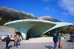 Estación funicular en Innsbruck, Austria