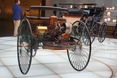 Primer automóvil, Museo Mercedes-Benz, Stuttgart