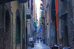 Calles del centro histórico de Nápoles