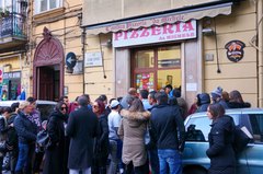 Pizzeria de Michele en Nápoles