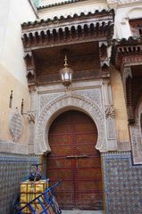 Portones en la medina de Fez, Marruecos