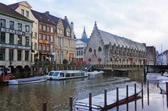 Centro histórico de Gante y el río Lys