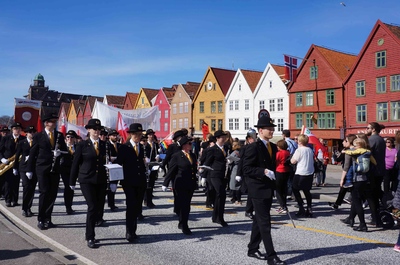 Desfile del Día del Trabajo en Bergen, Noruega