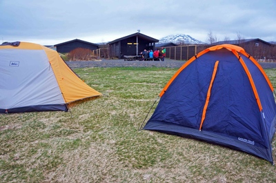 Camping en el Parque nacional Þingvellir en Islandia